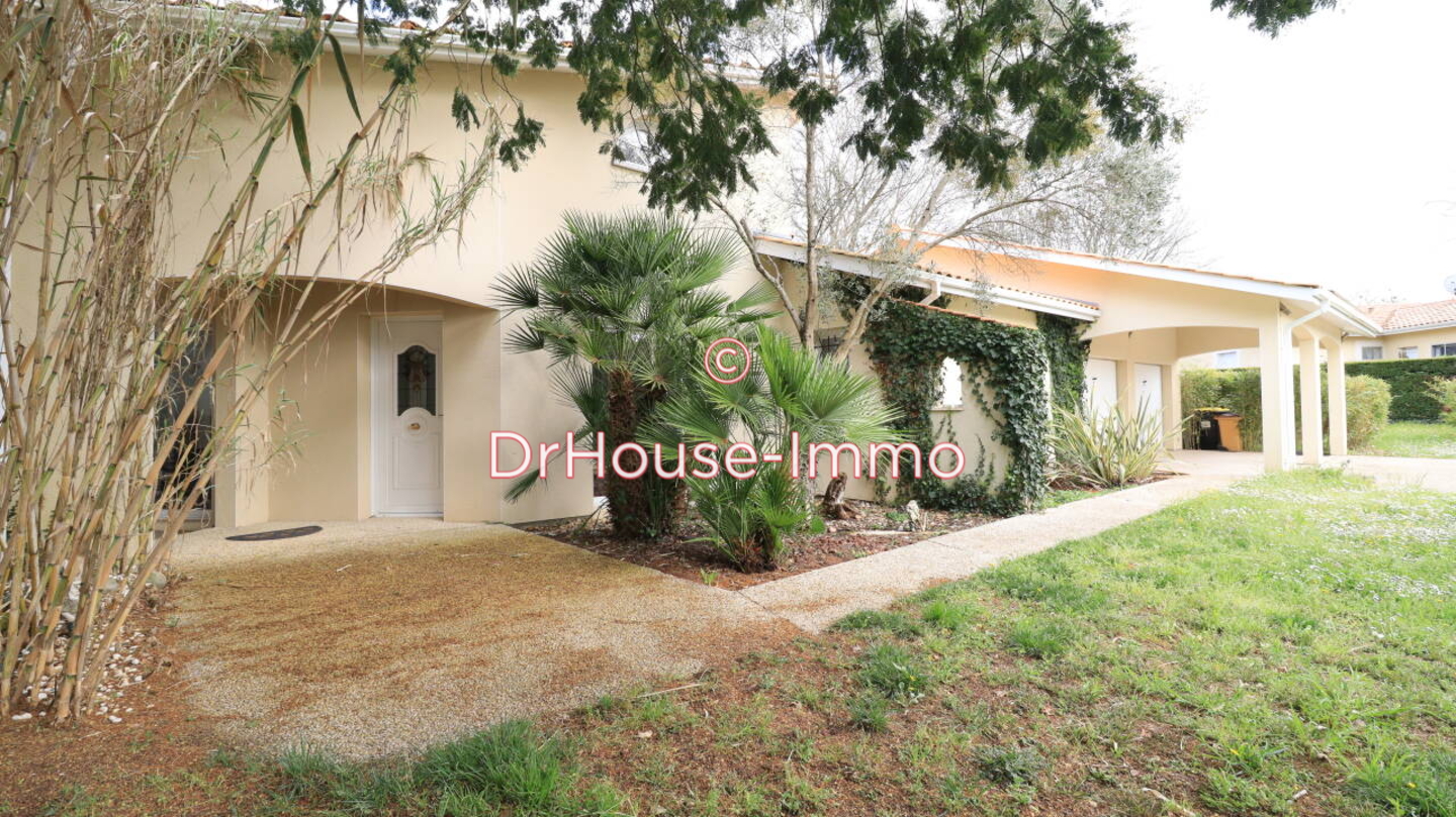 Photo 2 : Vente Maison 8 pièces Plassac 249 m²