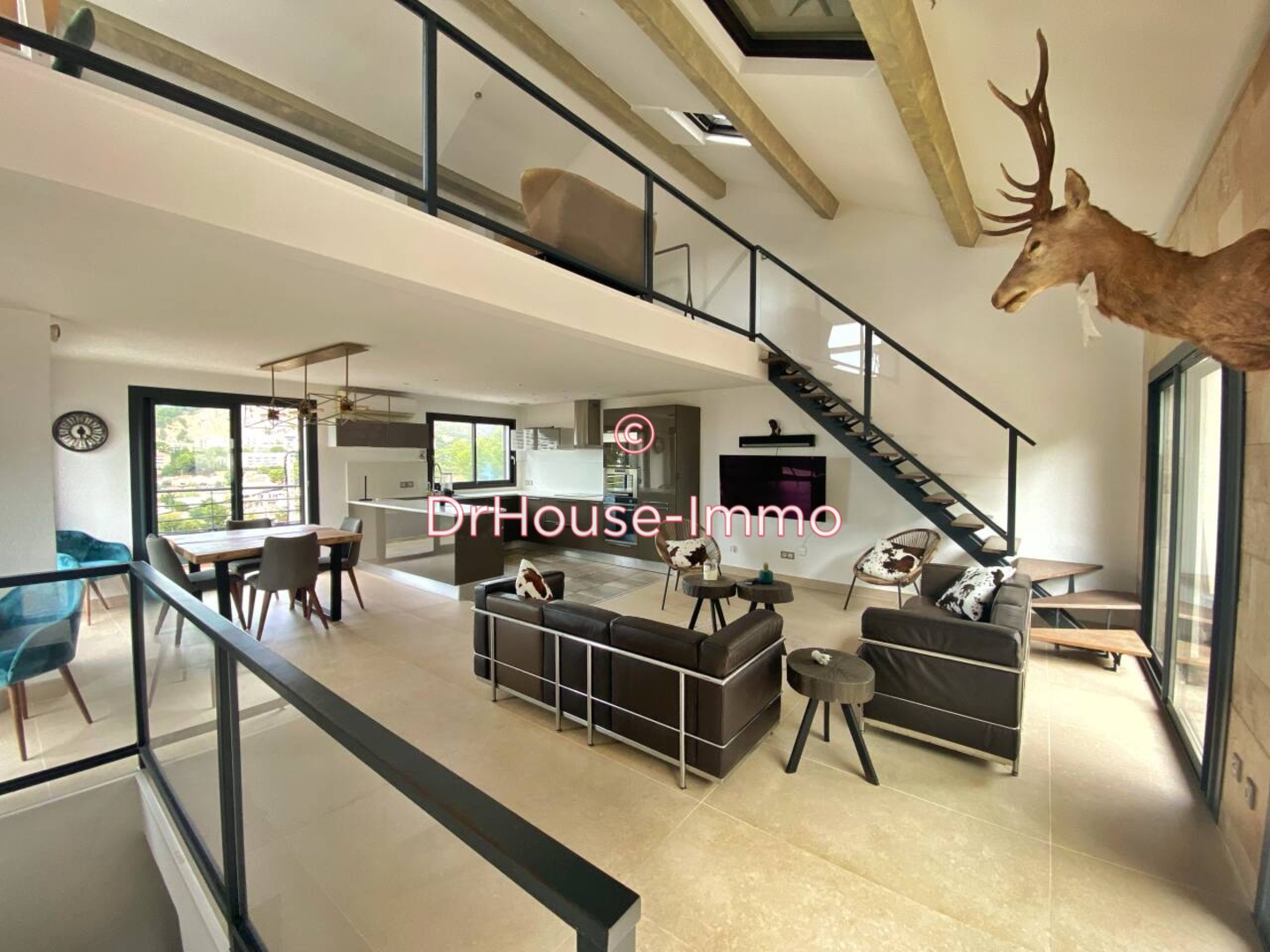 Photo 2 : Vente Maison 5 pièces Marseille 158 m²