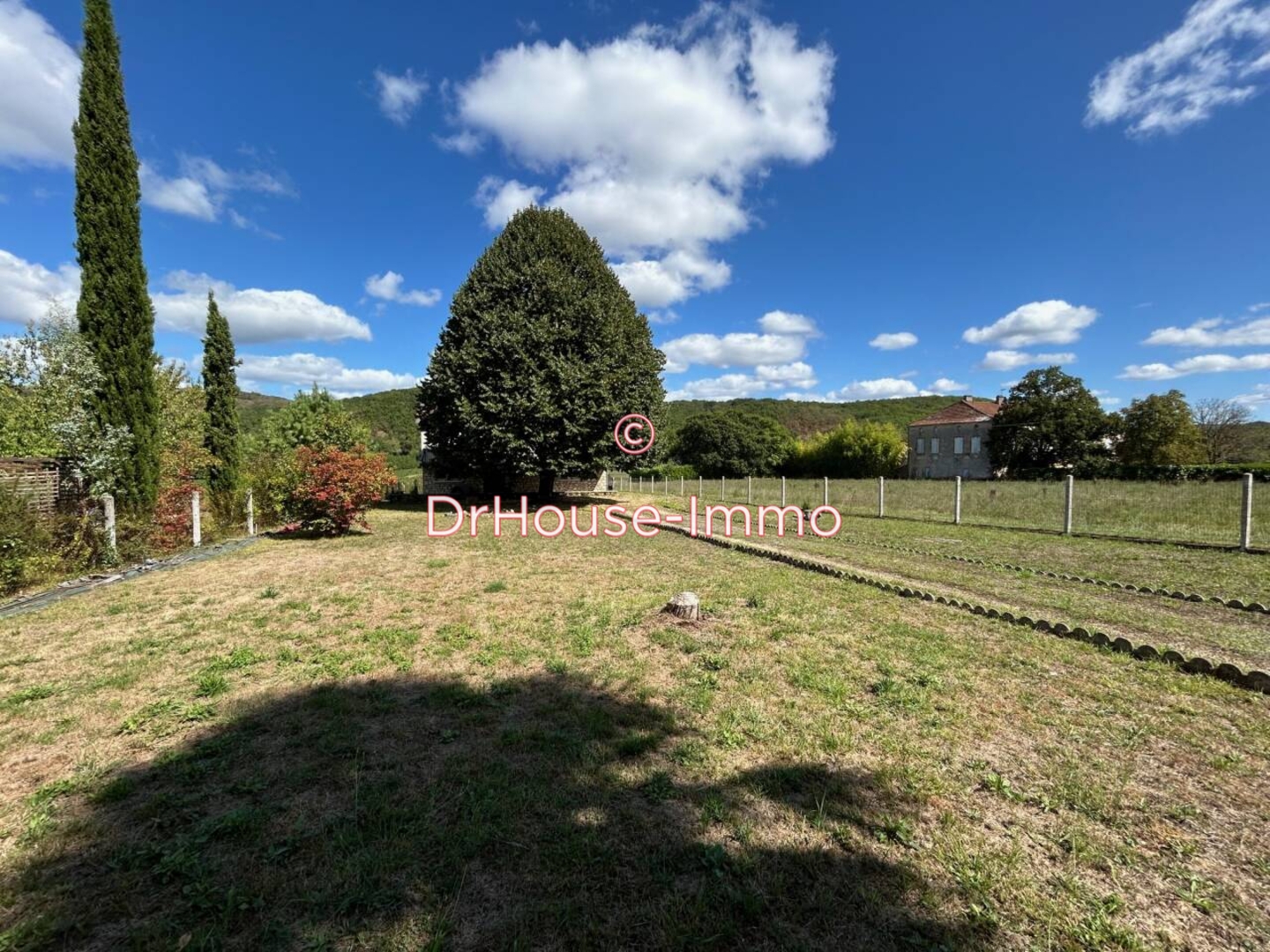 Photo 2 : Vente Maison 7 pièces Albas 160 m²