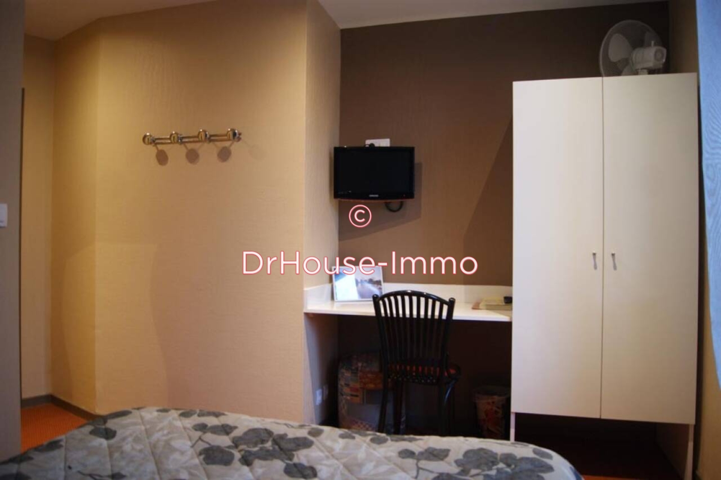 Photo 3 : Vente Commerce 20 pièces Contrexéville 180 m²