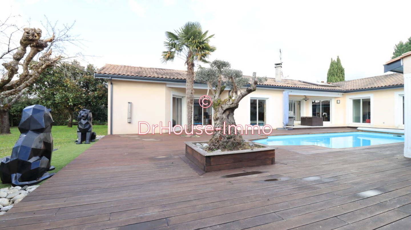 Photo 2 : Vente Maison 7 pièces Libourne 191 m²