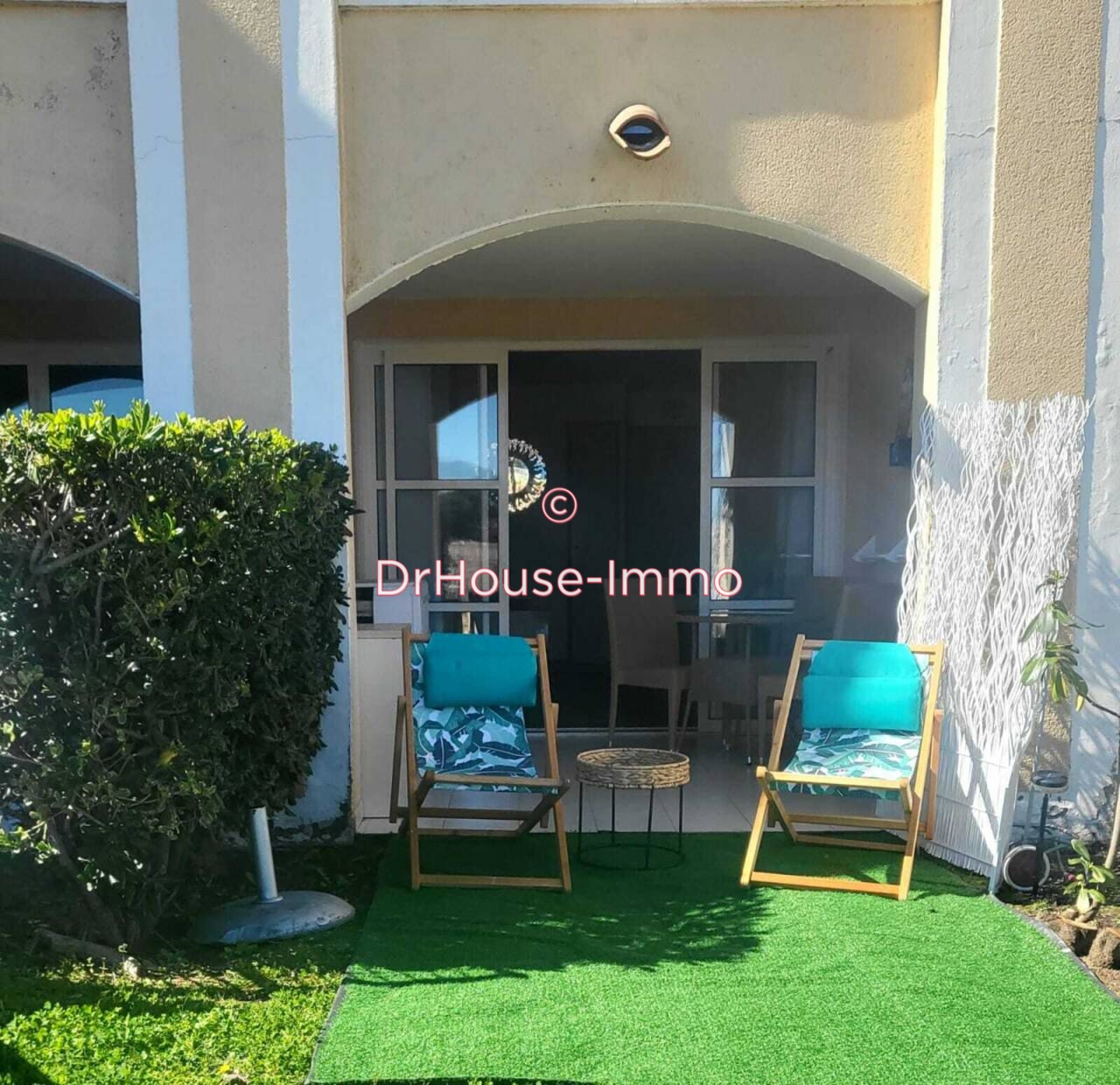 Photo 1 : Vente Appartement 1 pièce Saint-Raphaël 27 m²