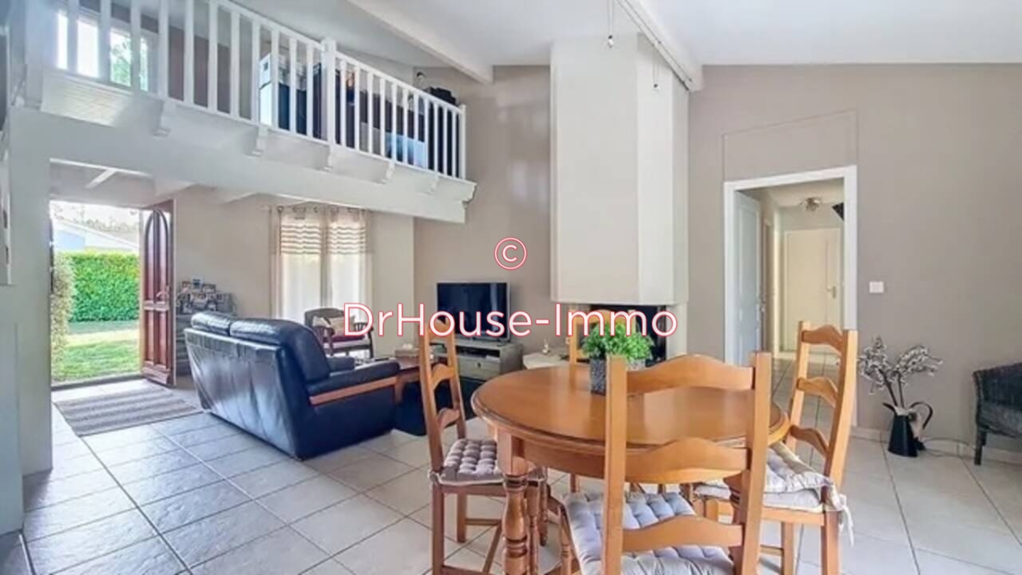 Photo 3 : Vente Maison 5 pièces Léognan 110 m²
