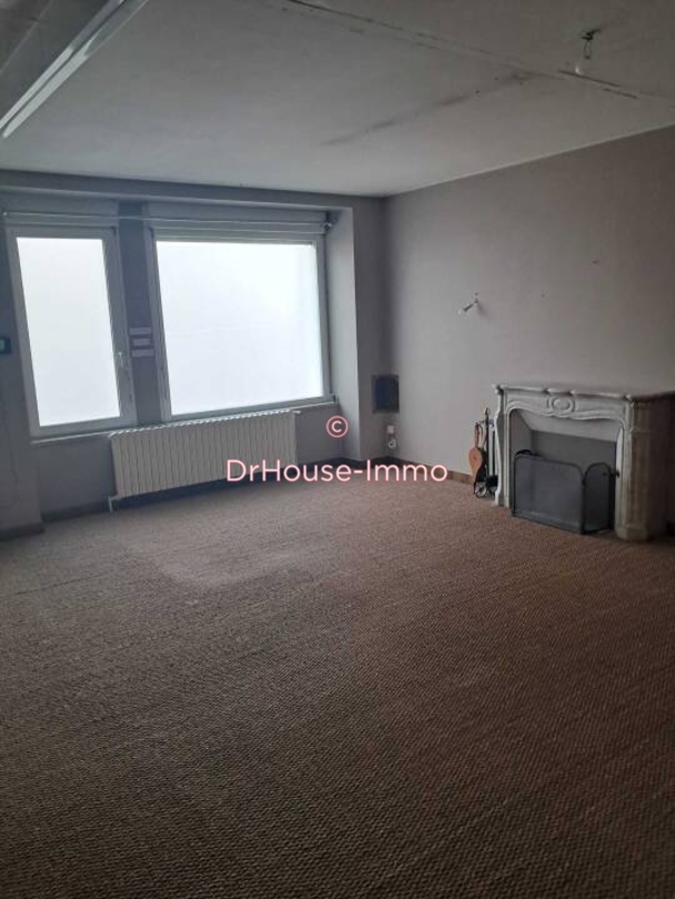 Photo 2 : Vente Maison 6 pièces Savigné-l'Évêque 152 m²