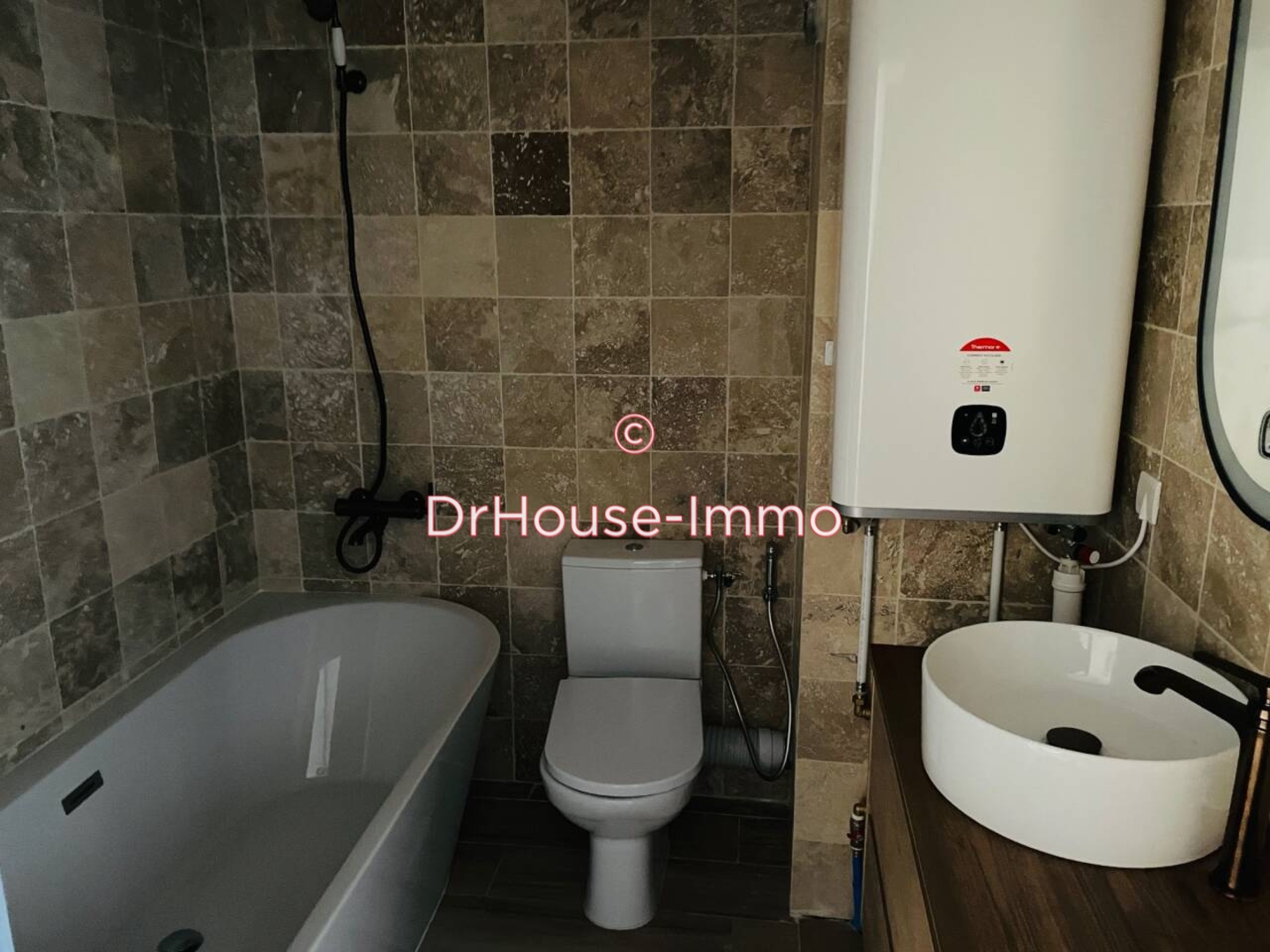 Photo 3 : Vente Appartement 2 pièces Saint-Hilaire-de-Brethmas 49 m²