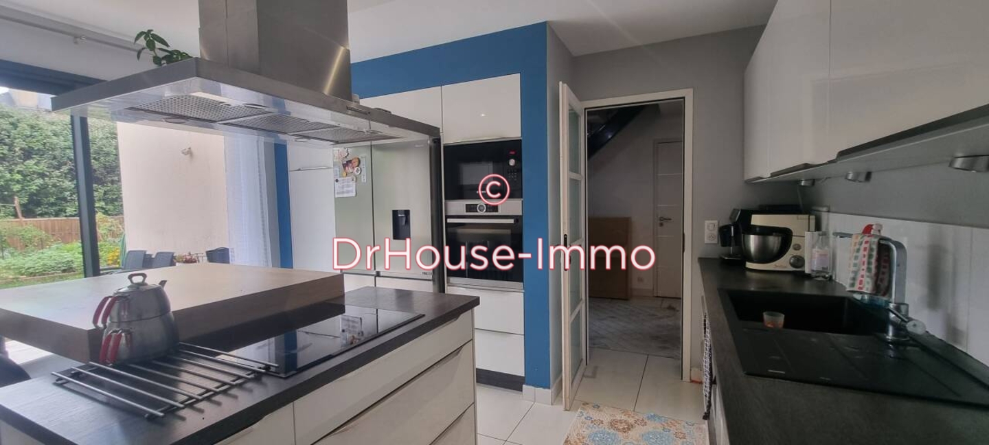Photo 1 : Vente Maison 7 pièces Sainte-Radegonde 165 m²