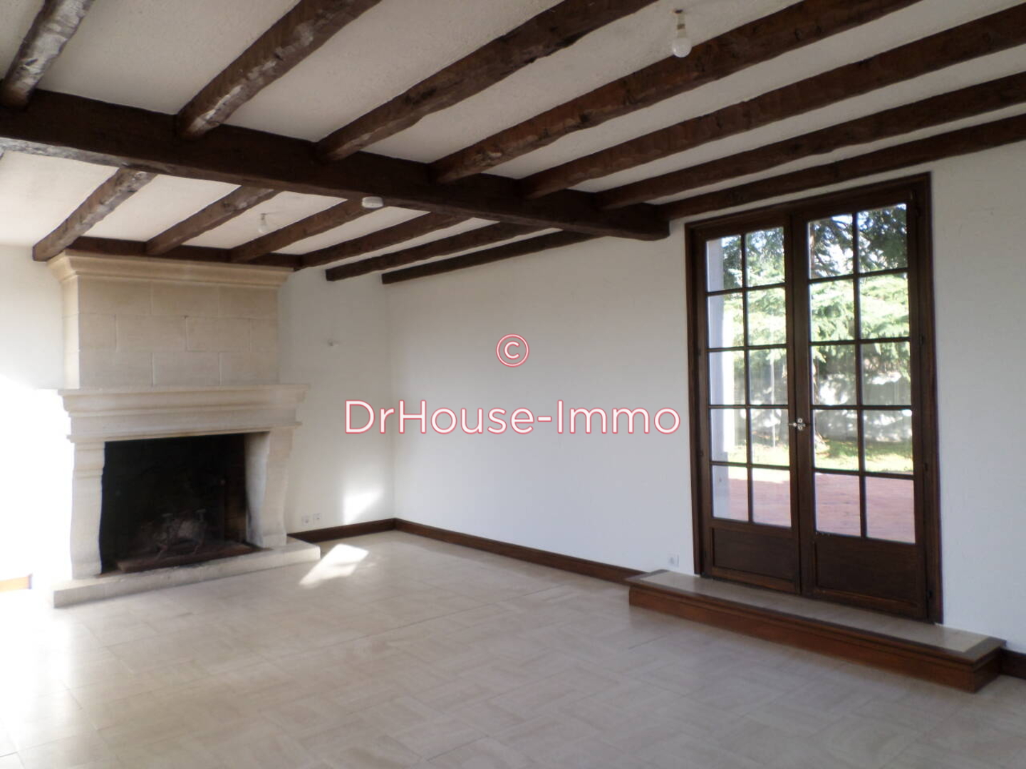 Photo 3 : Vente Maison 6 pièces Saint-Yrieix-sur-Charente 154 m²