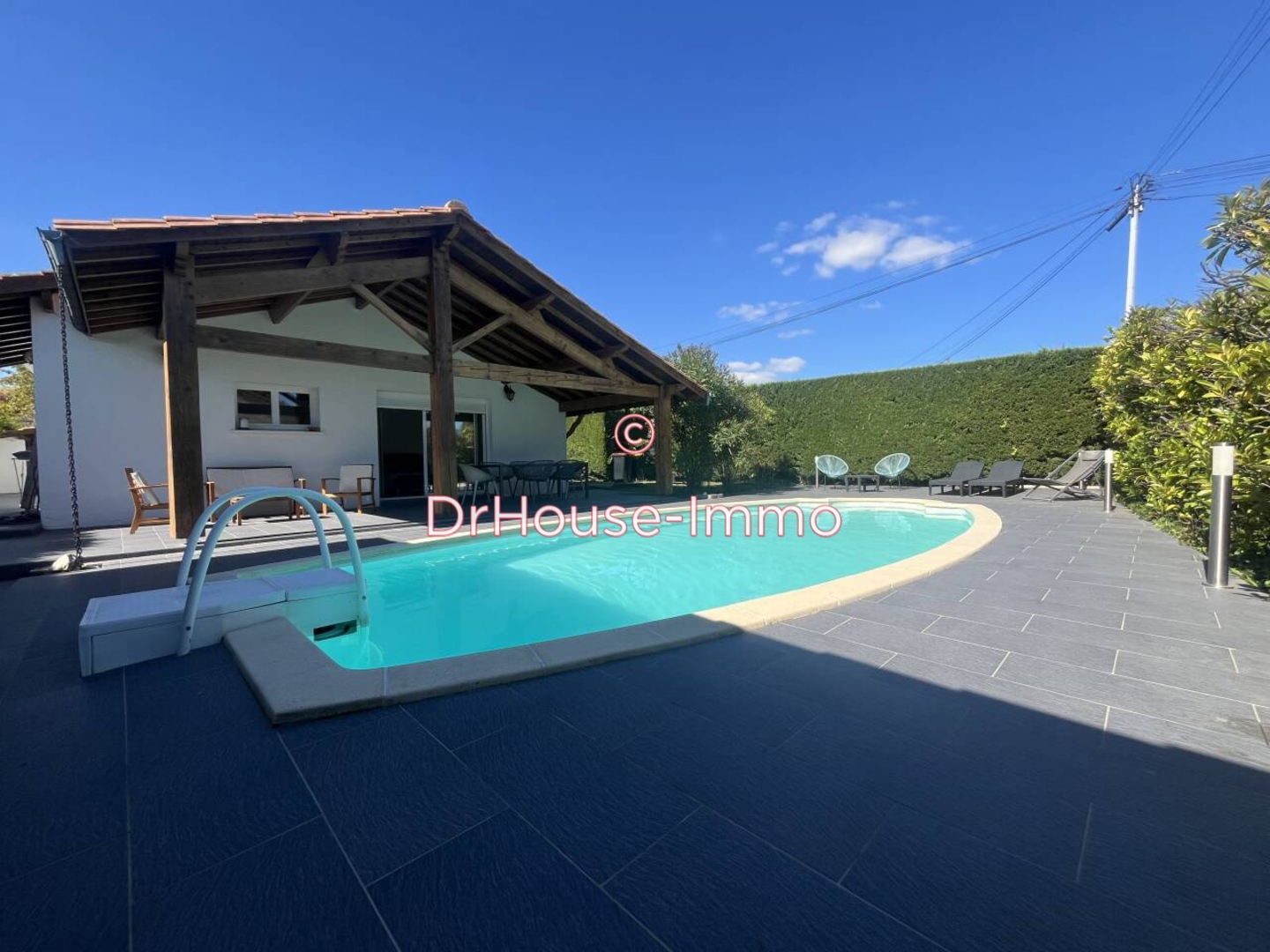 Photo 1 : Vente Maison 4 pièces Saint-Loubès 121 m²