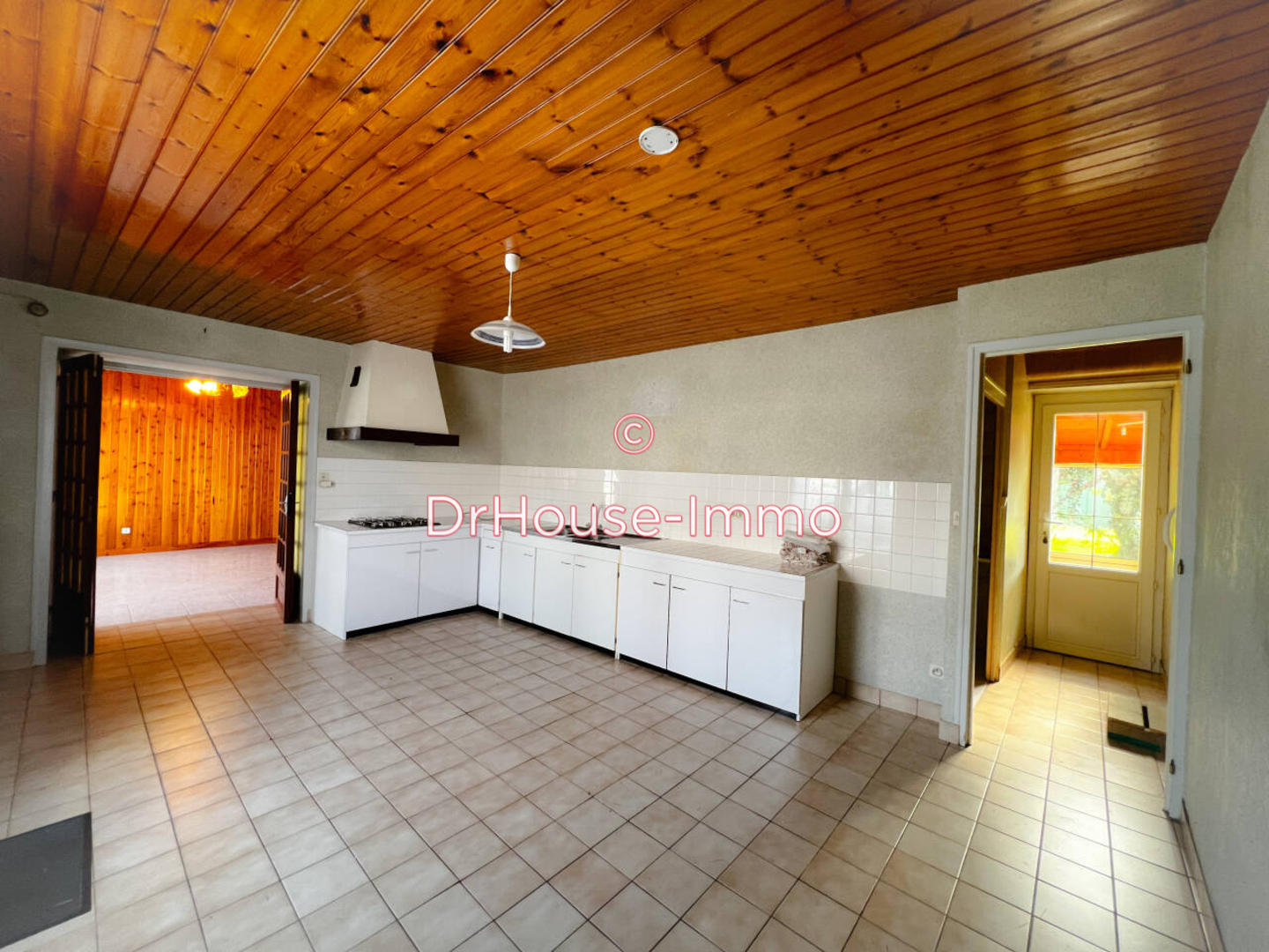 Photo 3 : Vente Maison 6 pièces Mouzeuil-Saint-Martin 103 m²
