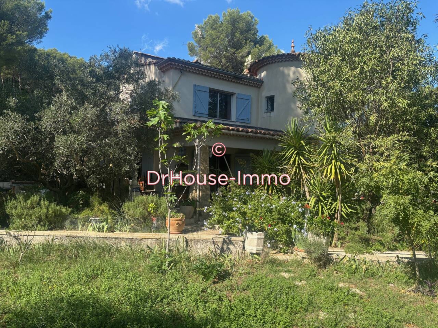 Photo 1 : Vente Maison 6 pièces Velaux 212 m²