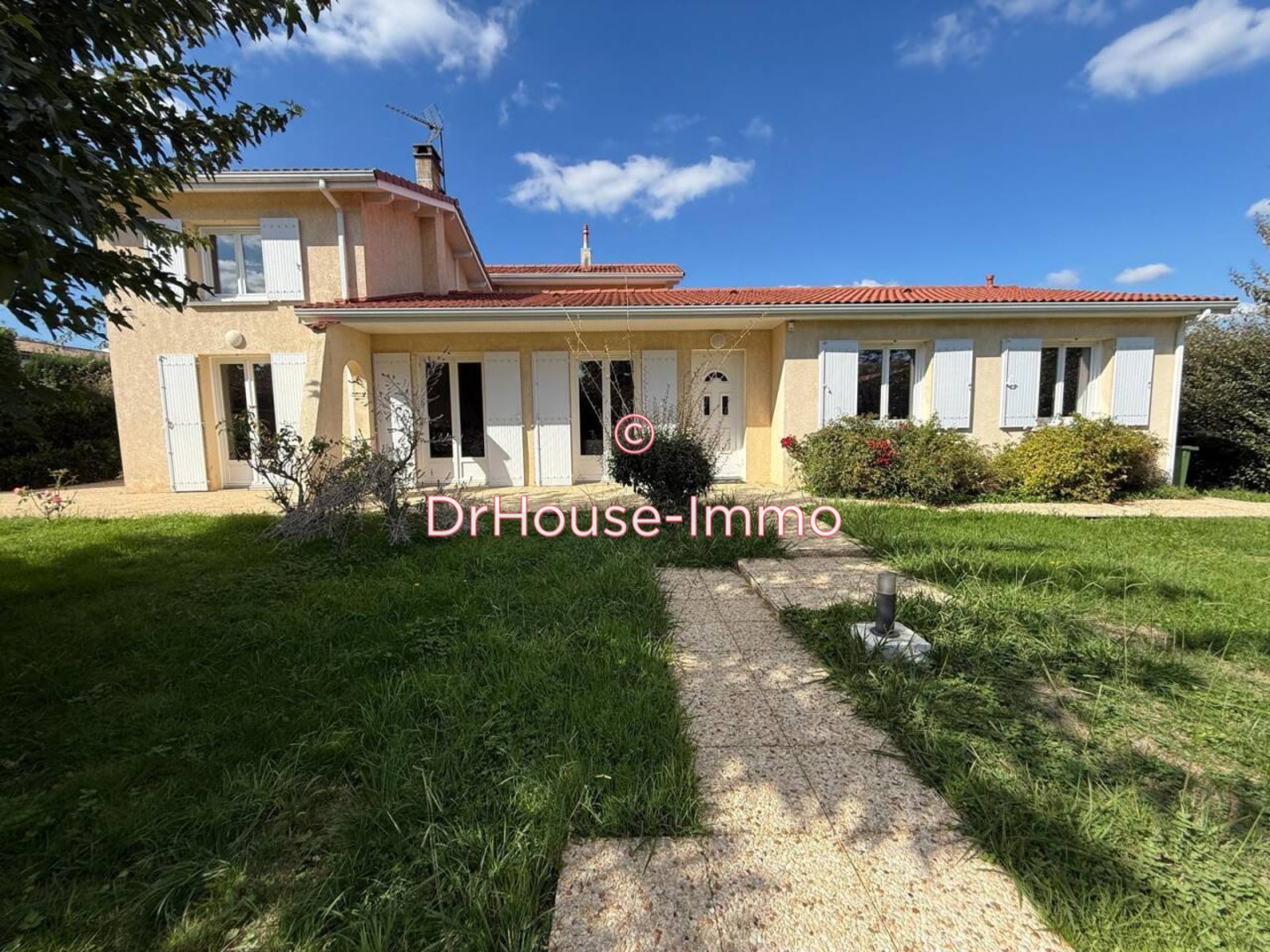Photo 1 : Vente Maison 6 pièces Artigues-près-Bordeaux 177 m²