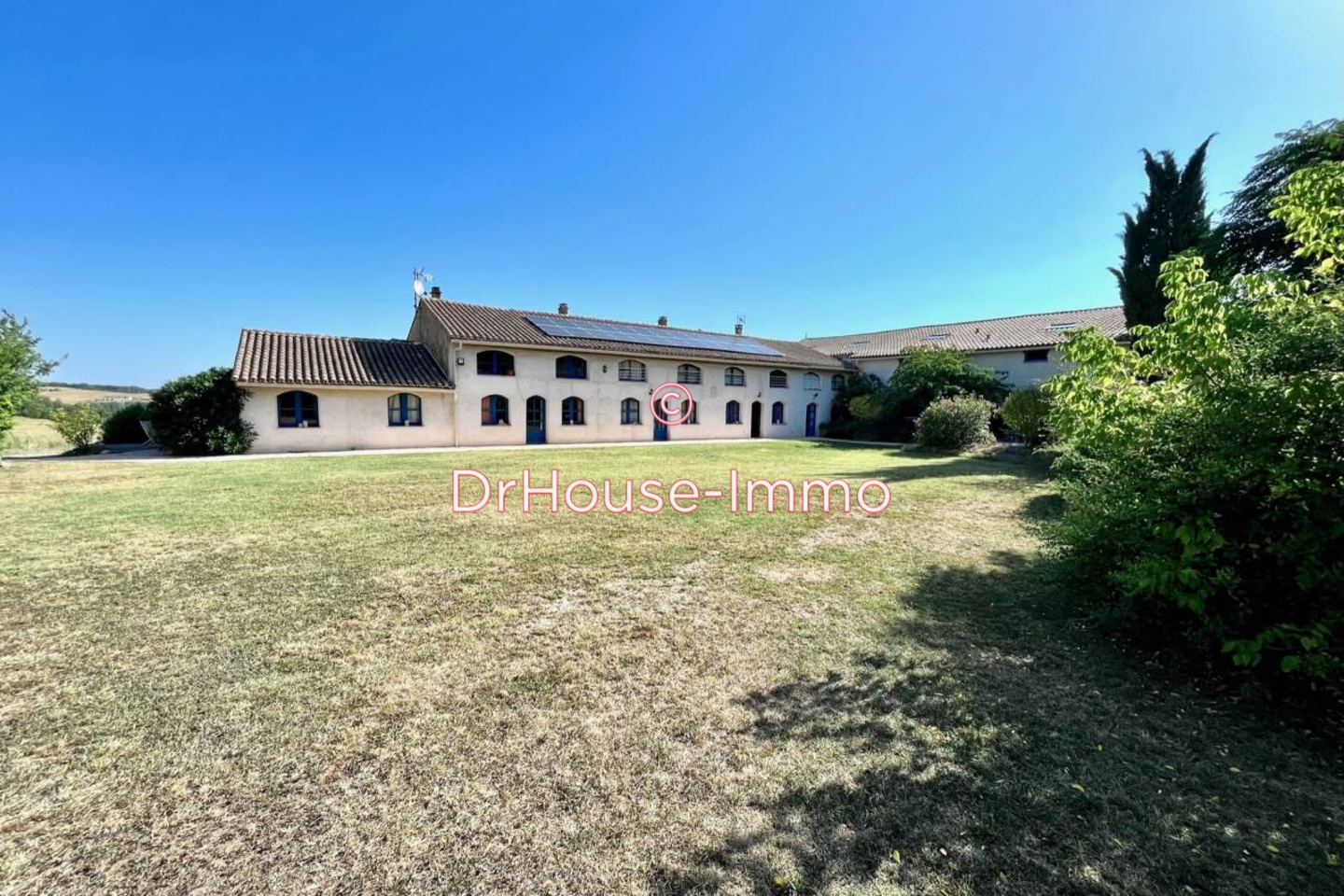 Photo 1 : Vente Domaine 50 pièces Castelnaudary 1721 m²