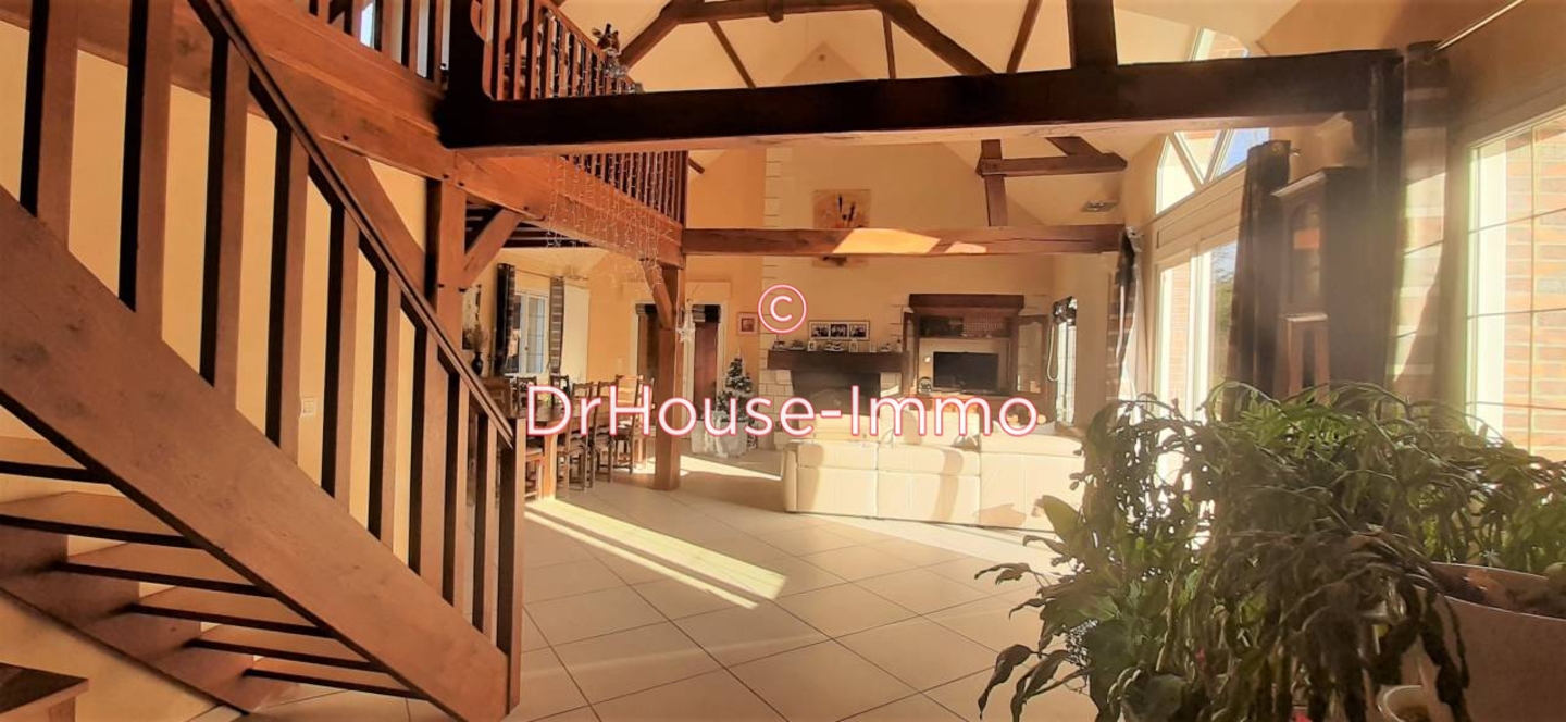 Photo 3 : Vente Maison 8 pièces La Chapelle-du-Bois 550 m²