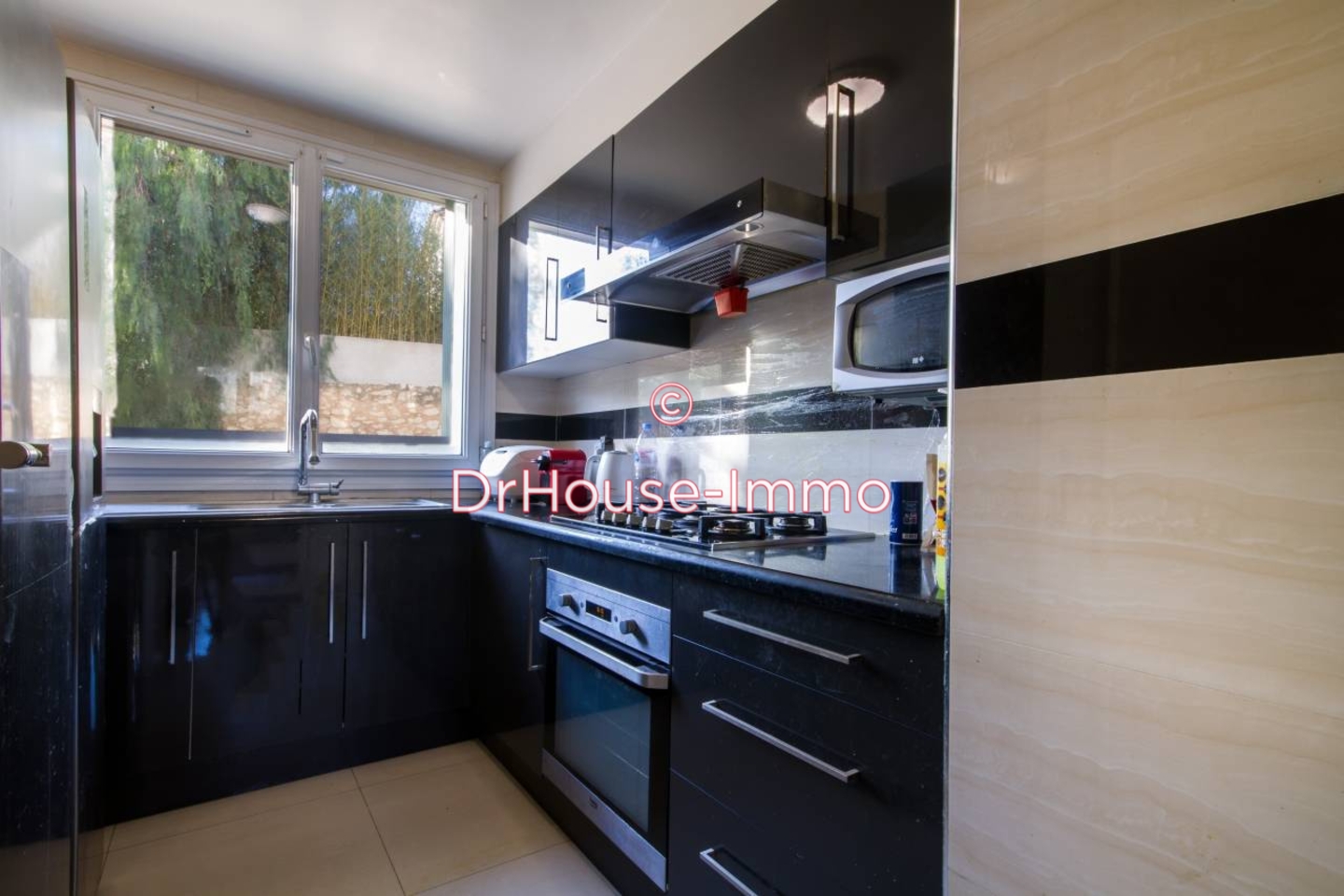 Photo 2 : Vente Appartement 4 pièces La Ciotat 66 m²