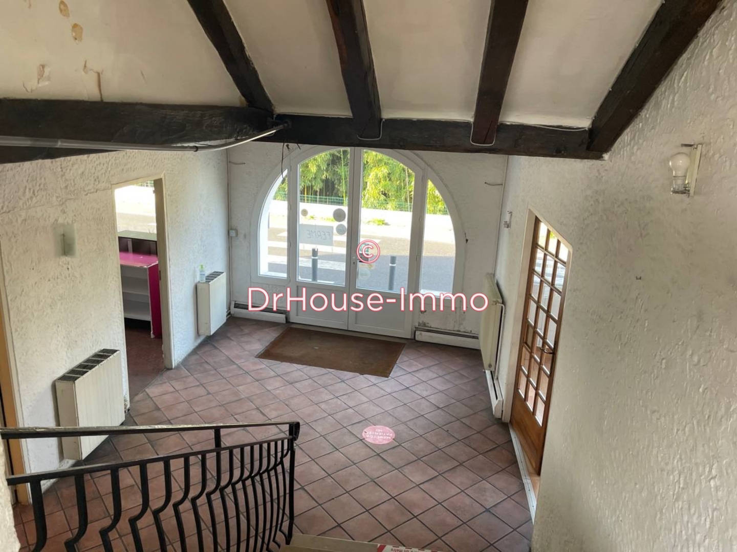 Photo 2 : Vente Commerce 4 pièces Nersac 290 m²