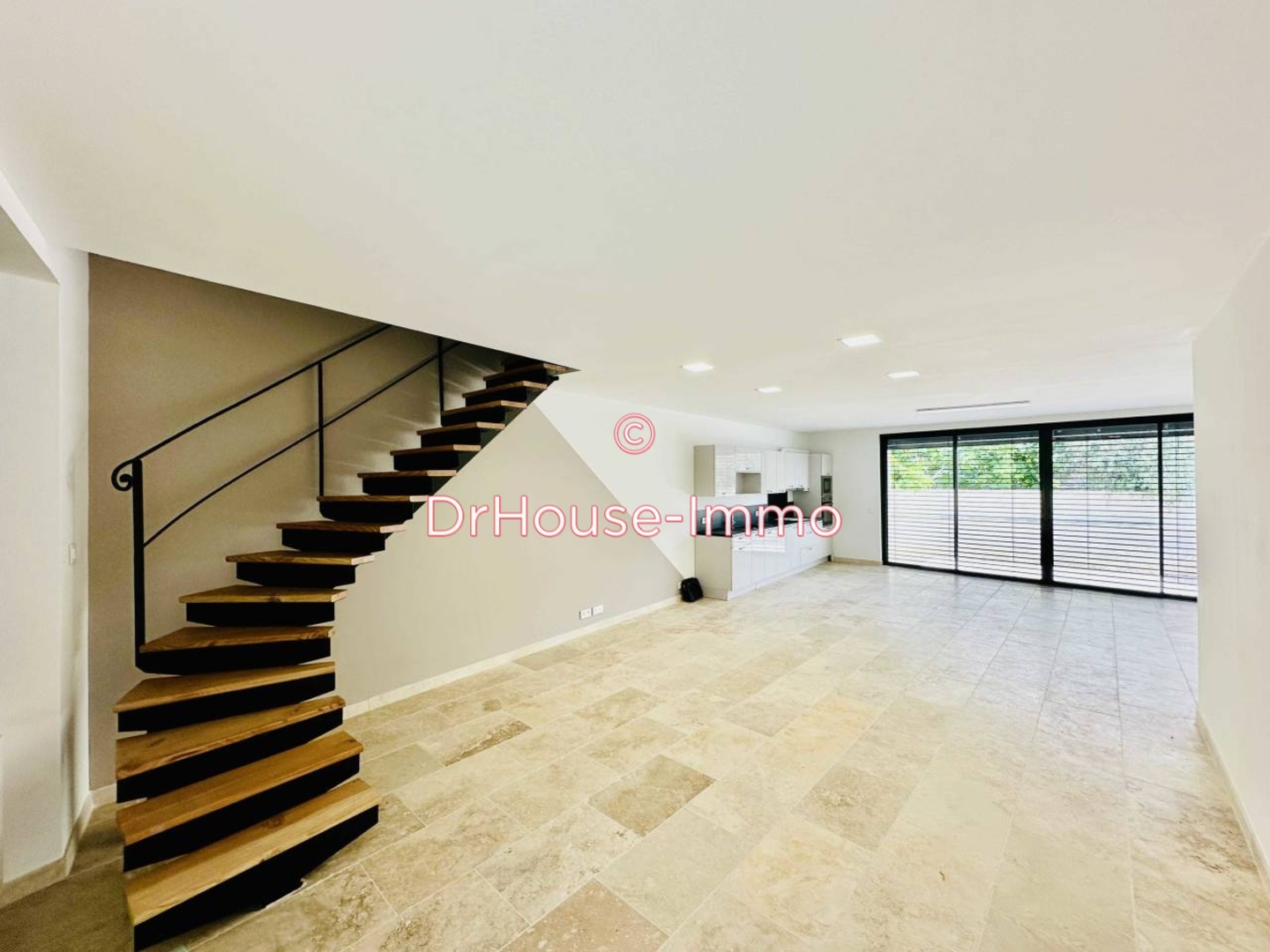 Photo 2 : Vente Maison 5 pièces Buis-les-Baronnies 143 m²