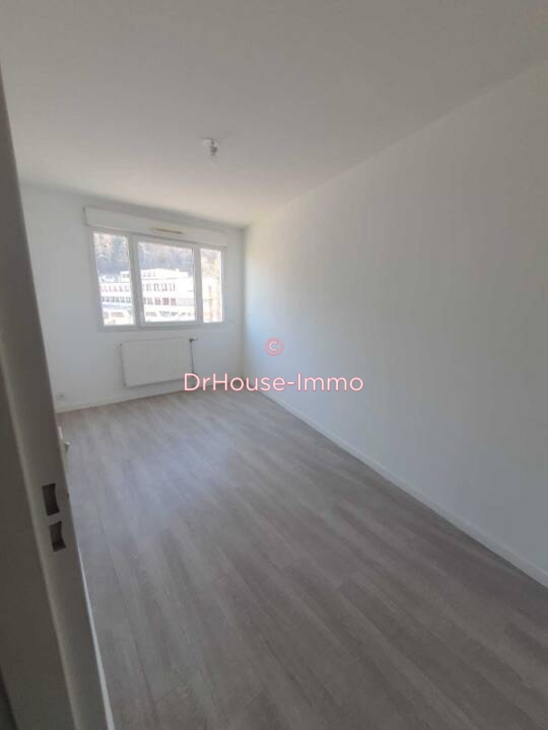Photo 3 : Vente Appartement 4 pièces Le Puy-en-Velay 76 m²