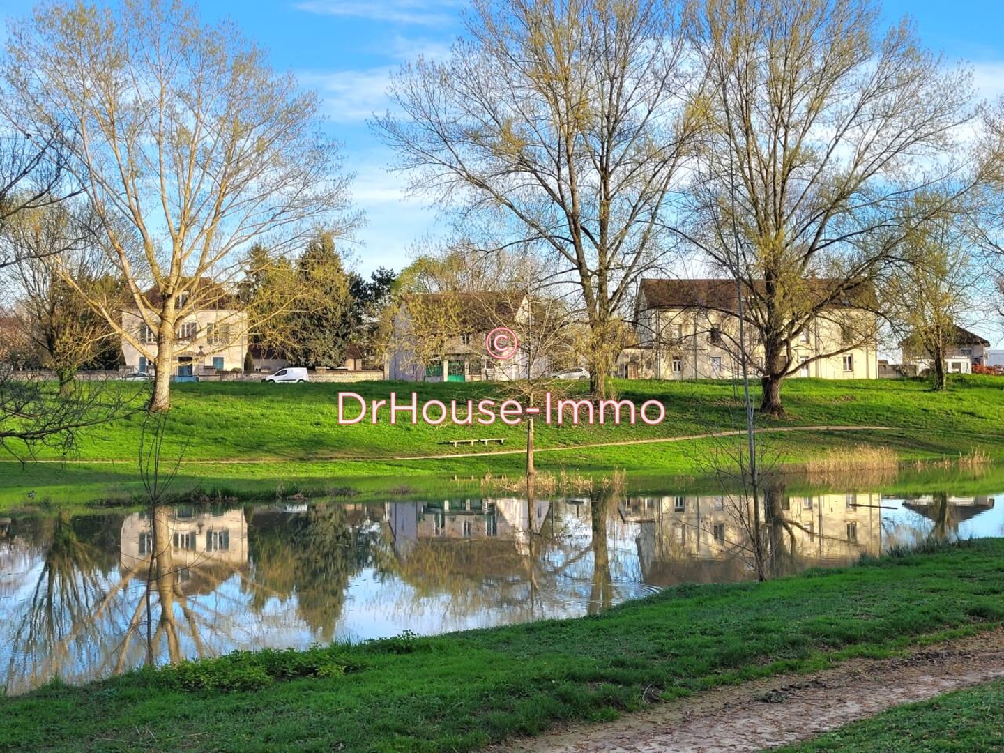 Photo 2 : Vente Maison 7 pièces Chalon-sur-Saône 170 m²