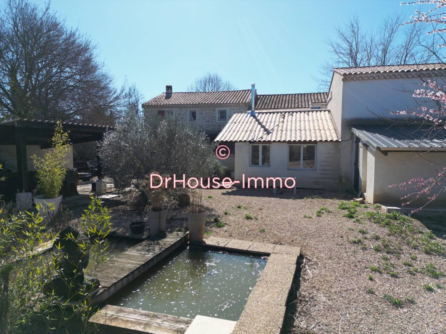 Photo 2 : Vente Maison 7 pièces Néoules 295 m²