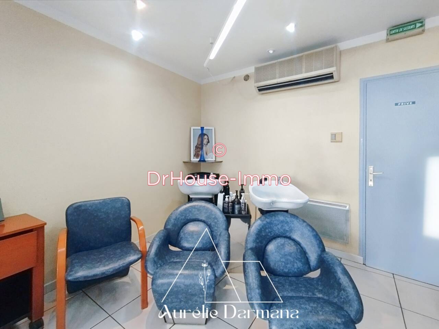 Photo 3 : Vente Commerce 2 pièces Belgentier 33 m²