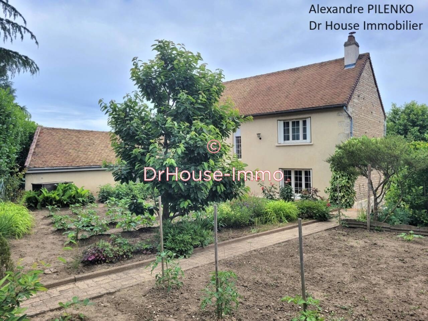 Photo 2 : Vente Maison 6 pièces Chalon-sur-Saône 130 m²