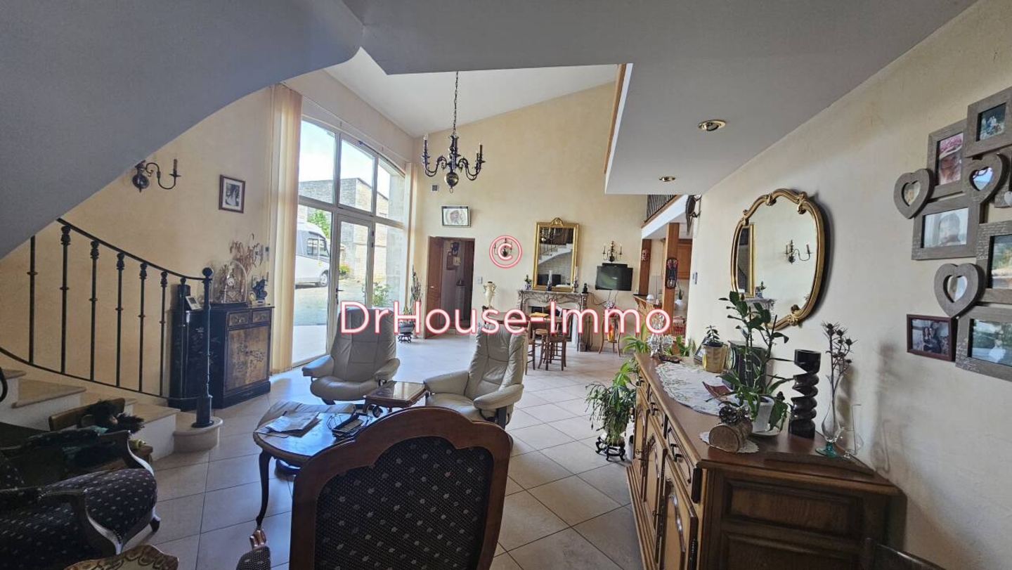 Photo 3 : Vente Maison 7 pièces Saint-Maxire 290 m²