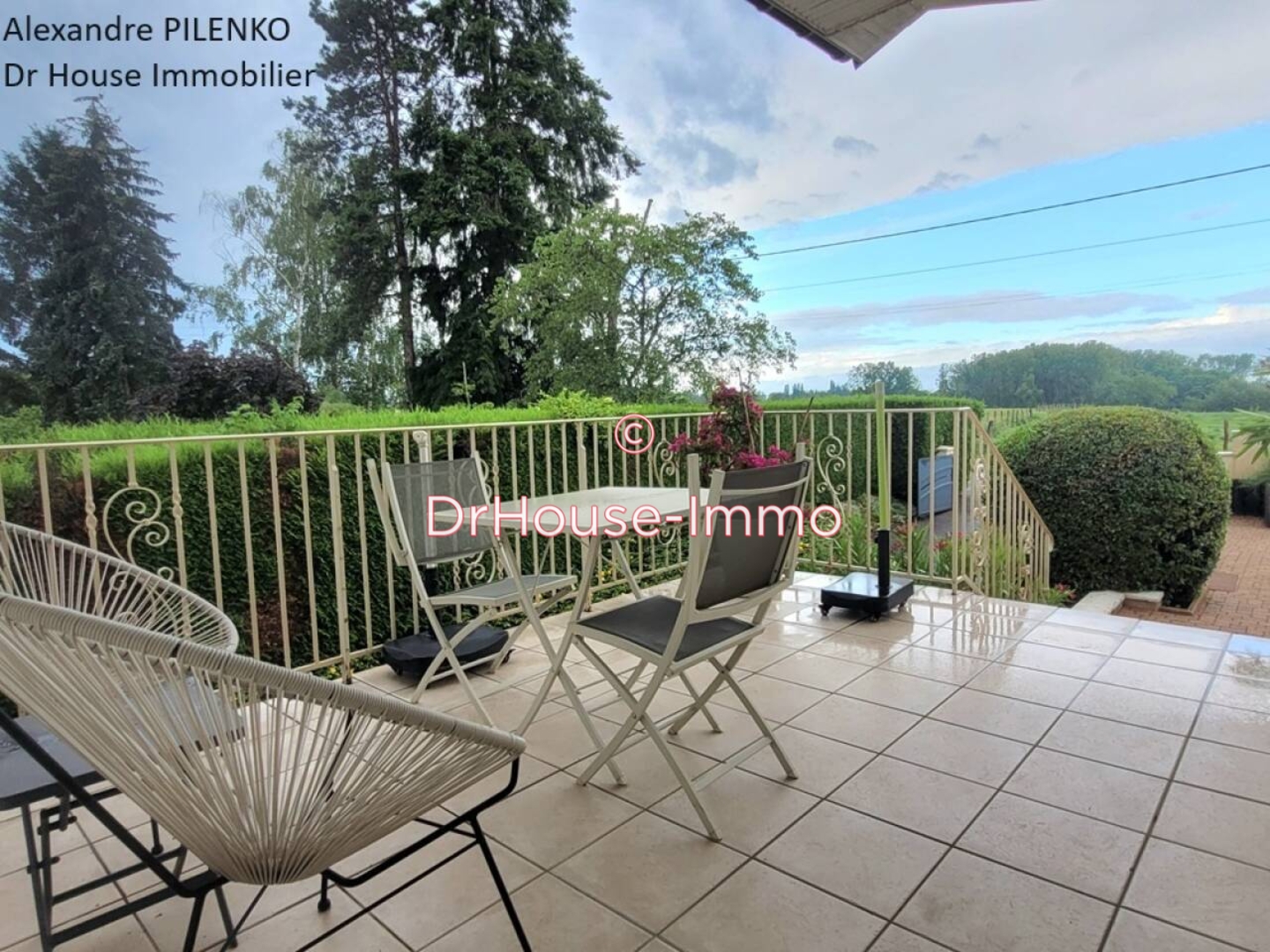 Photo 2 : Vente Maison 8 pièces Allériot 144 m²