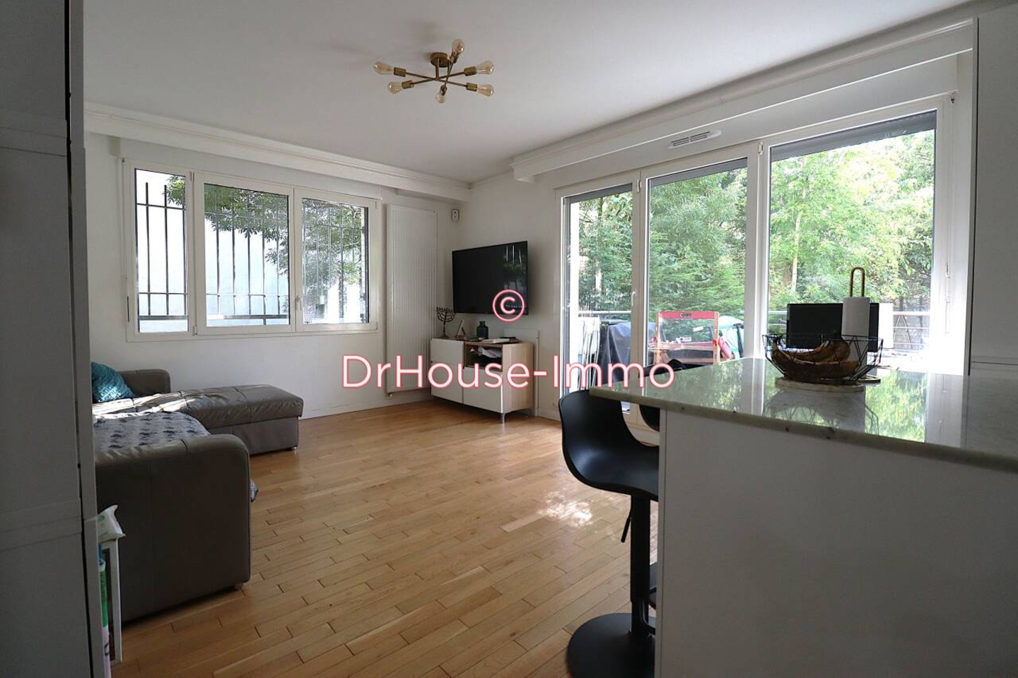 Photo 2 : Vente Appartement 4 pièces Romainville 78 m²