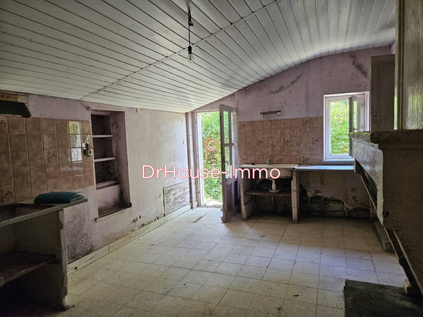Photo 3 : Vente Maison 4 pièces Saint-Trojan 304 m²