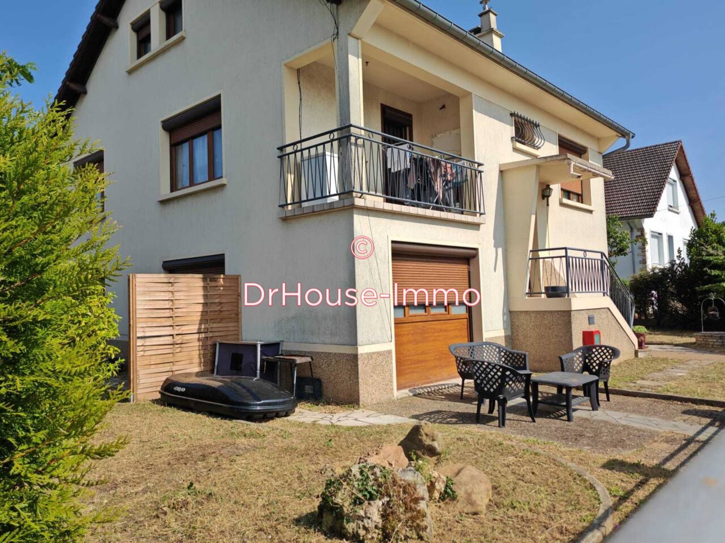Photo 1 : Vente Immeuble 10 pièces Mureaux 185 m²