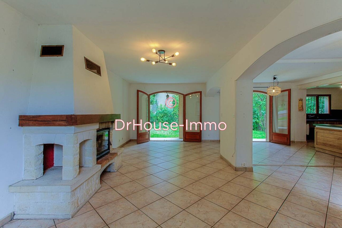 Photo 1 : Vente Maison 4 pièces Artigues-près-Bordeaux 114 m²