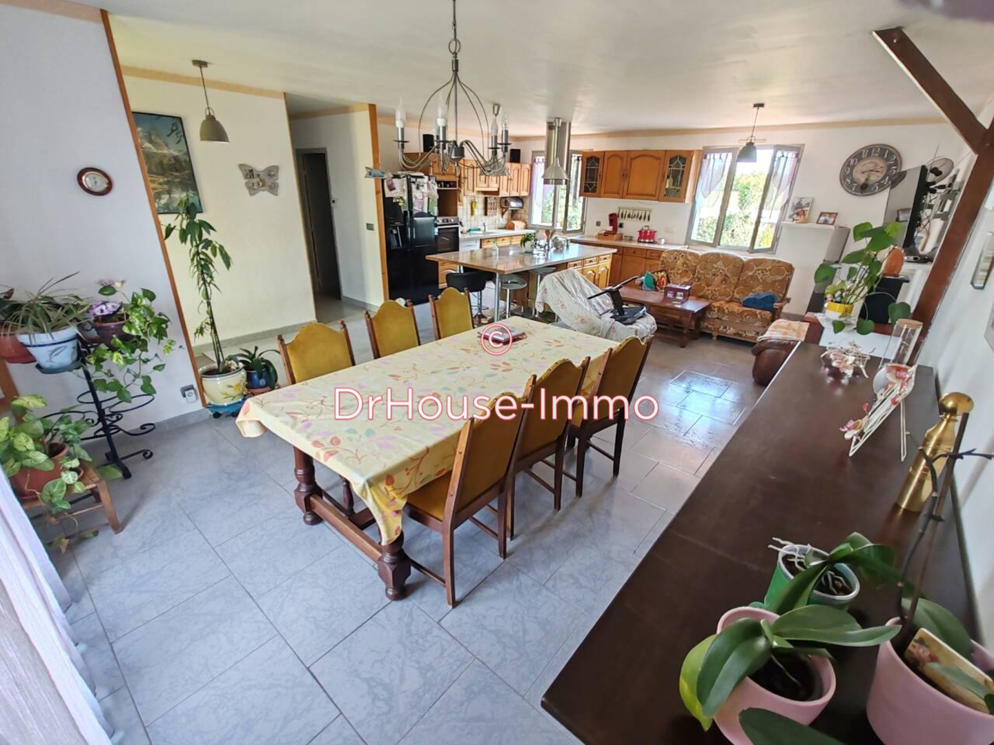 Photo 1 : Vente Maison 5 pièces Dangé-Saint-Romain 106 m²