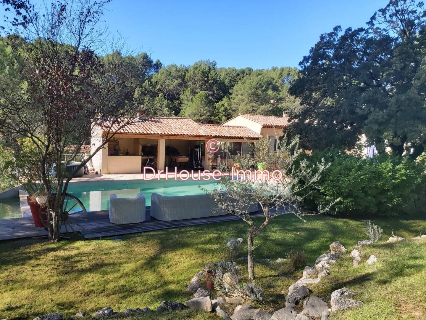 Photo 1 : Vente Maison 6 pièces La Bouilladisse 211 m²