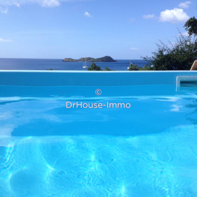 Photo 1 : Vente Maison 5 pièces Bouillante 144 m²