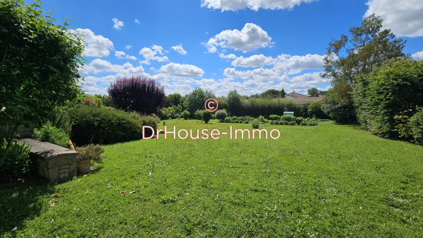 Photo 1 : Vente Terrain  Saint-Maxire 550 m²