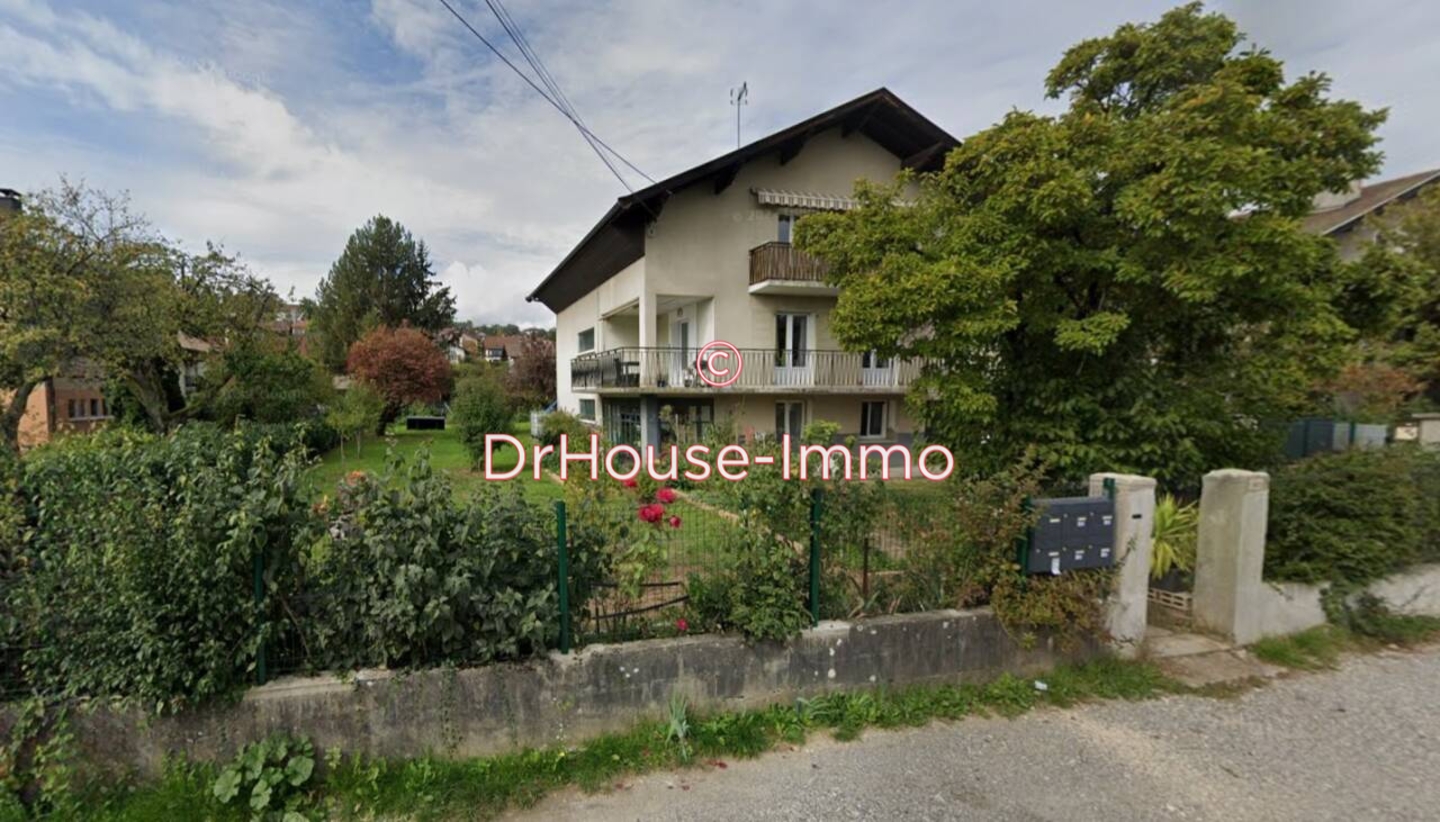 Photo 1 : Vente Immeuble 12 pièces Poisy 266 m²