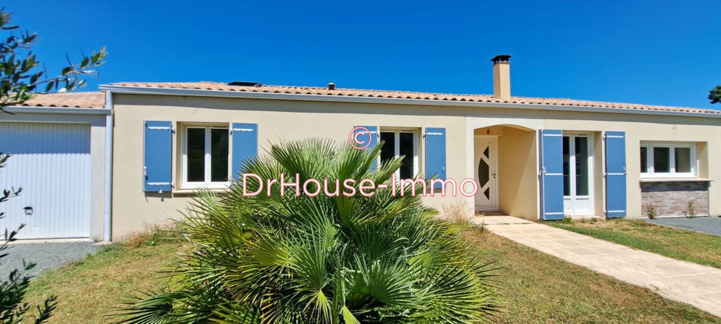 Photo 1 : Vente Maison 6 pièces Saint-Hippolyte 140 m²