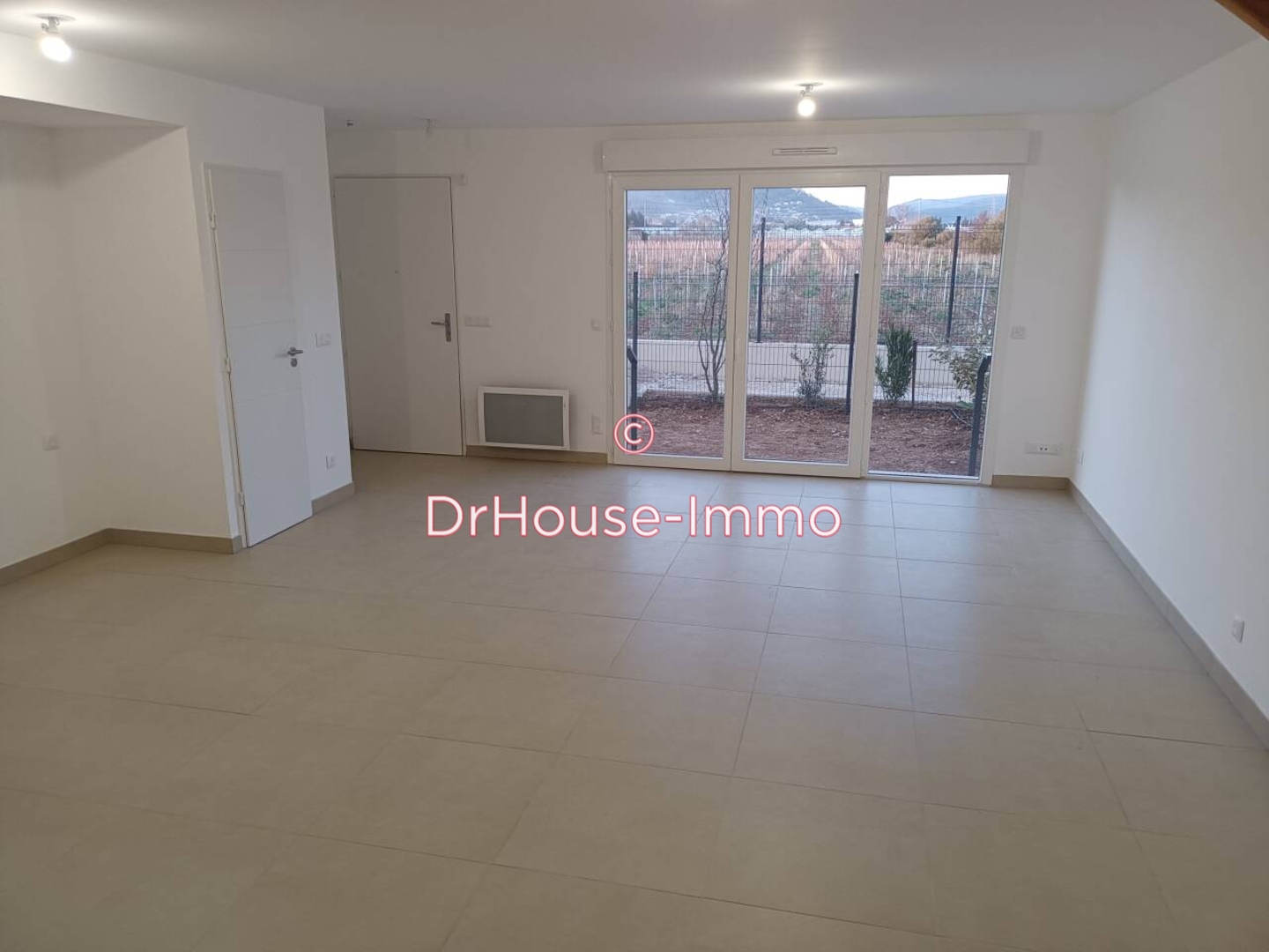Photo 3 : Vente Appartement 3 pièces La Crau 75 m²