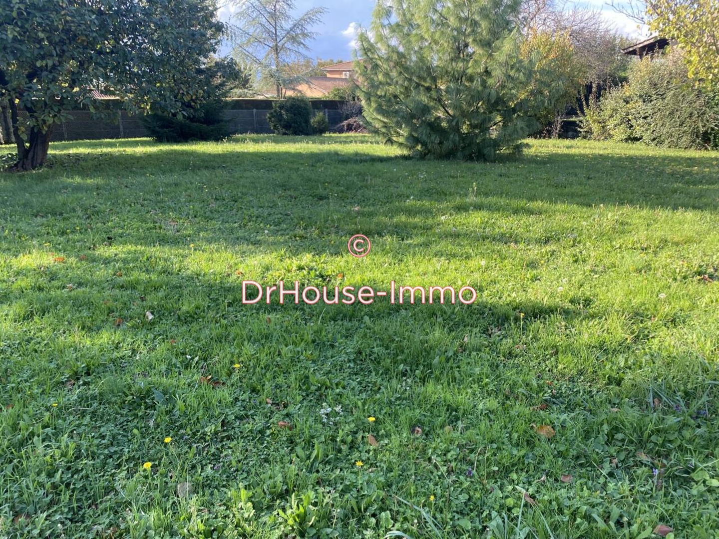 Photo 1 : Vente Terrain Fareins 487 m²