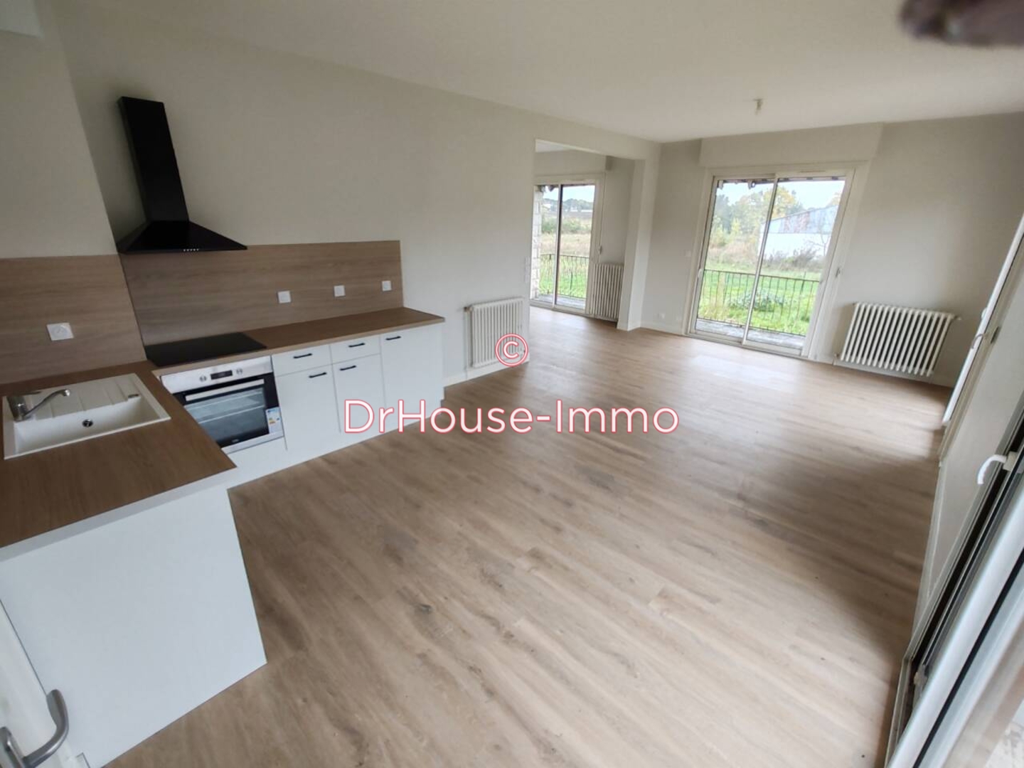 Photo 1 : Vente Maison 5 pièces Coussay-les-Bois 110 m²