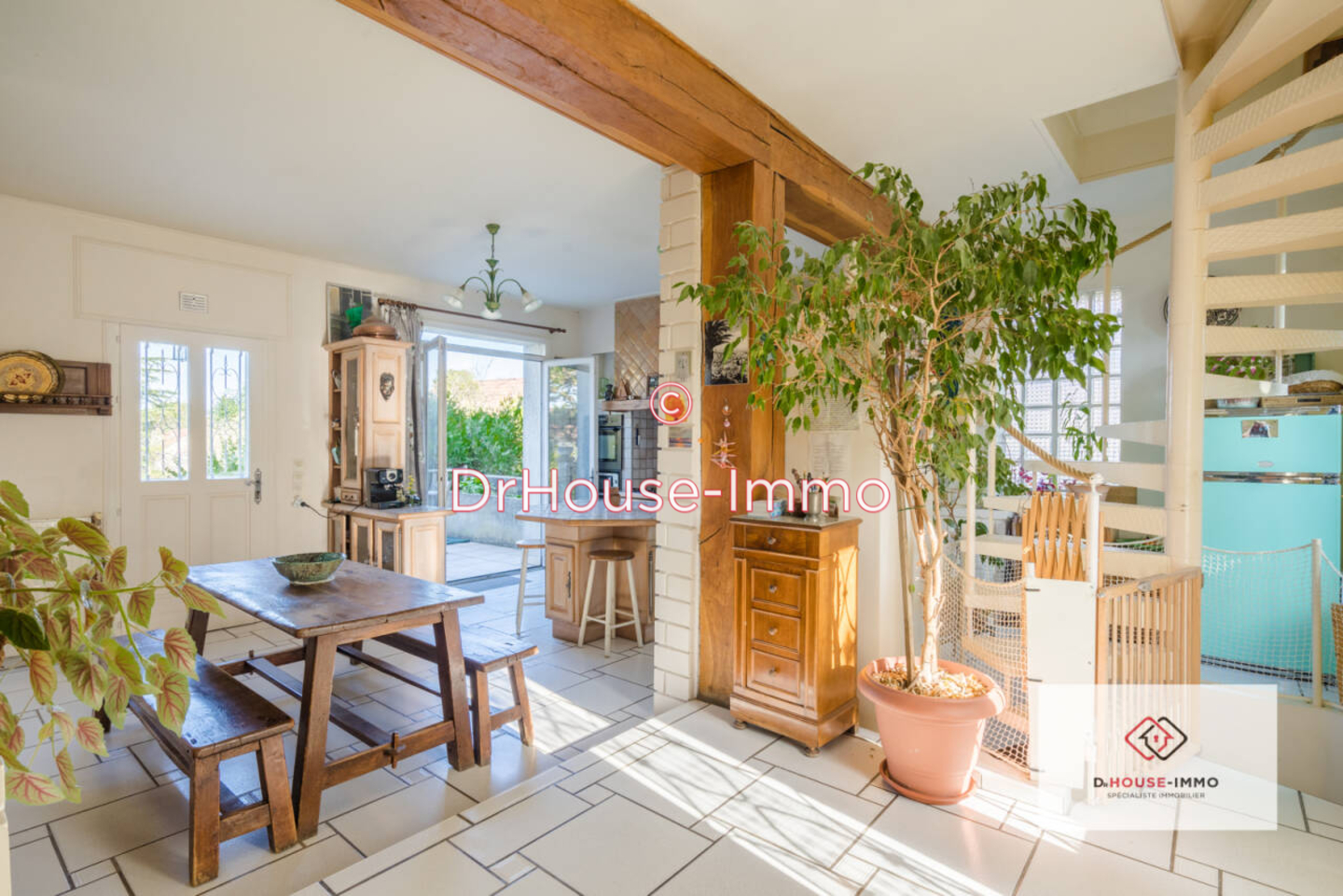 Photo 2 : Vente Maison 7 pièces Neuilly-Plaisance 192 m²