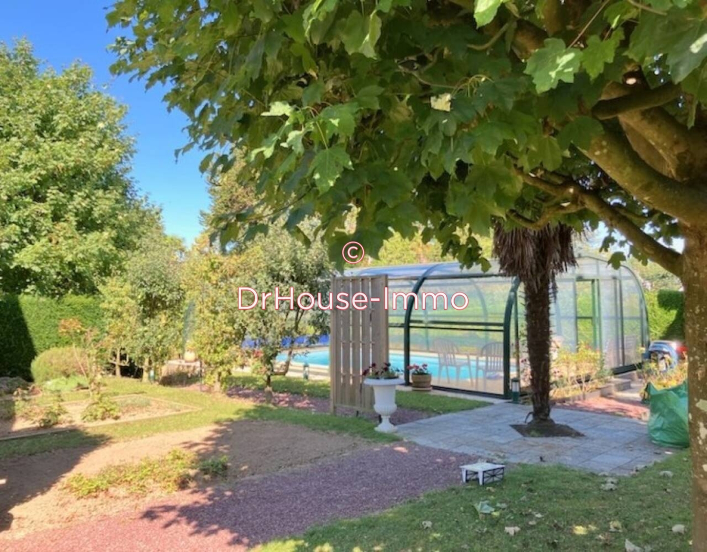 Photo 2 : Vente Maison 8 pièces Avranches 286 m²