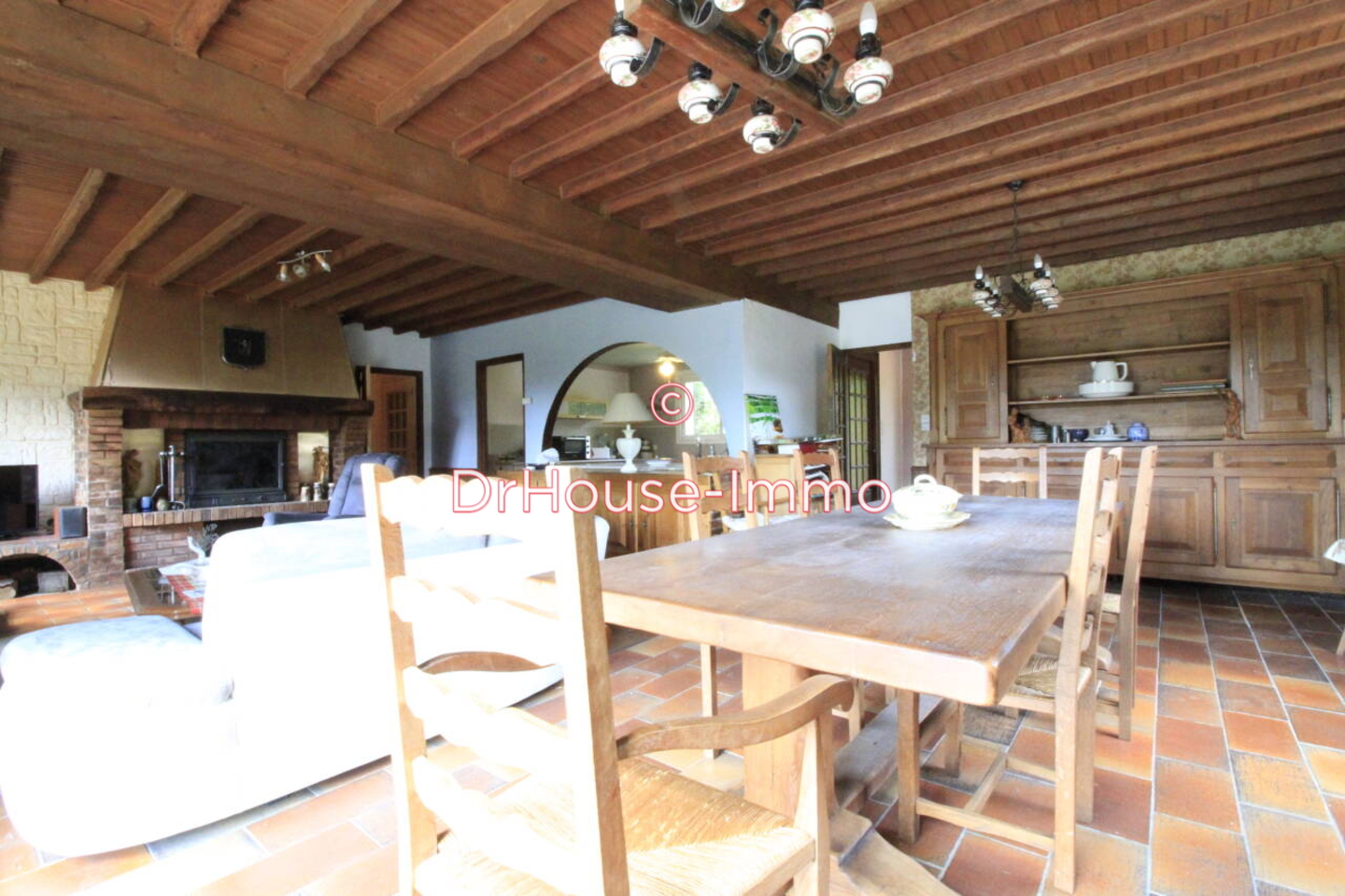 Photo 2 : Vente Maison 9 pièces Le Neubourg 300 m²