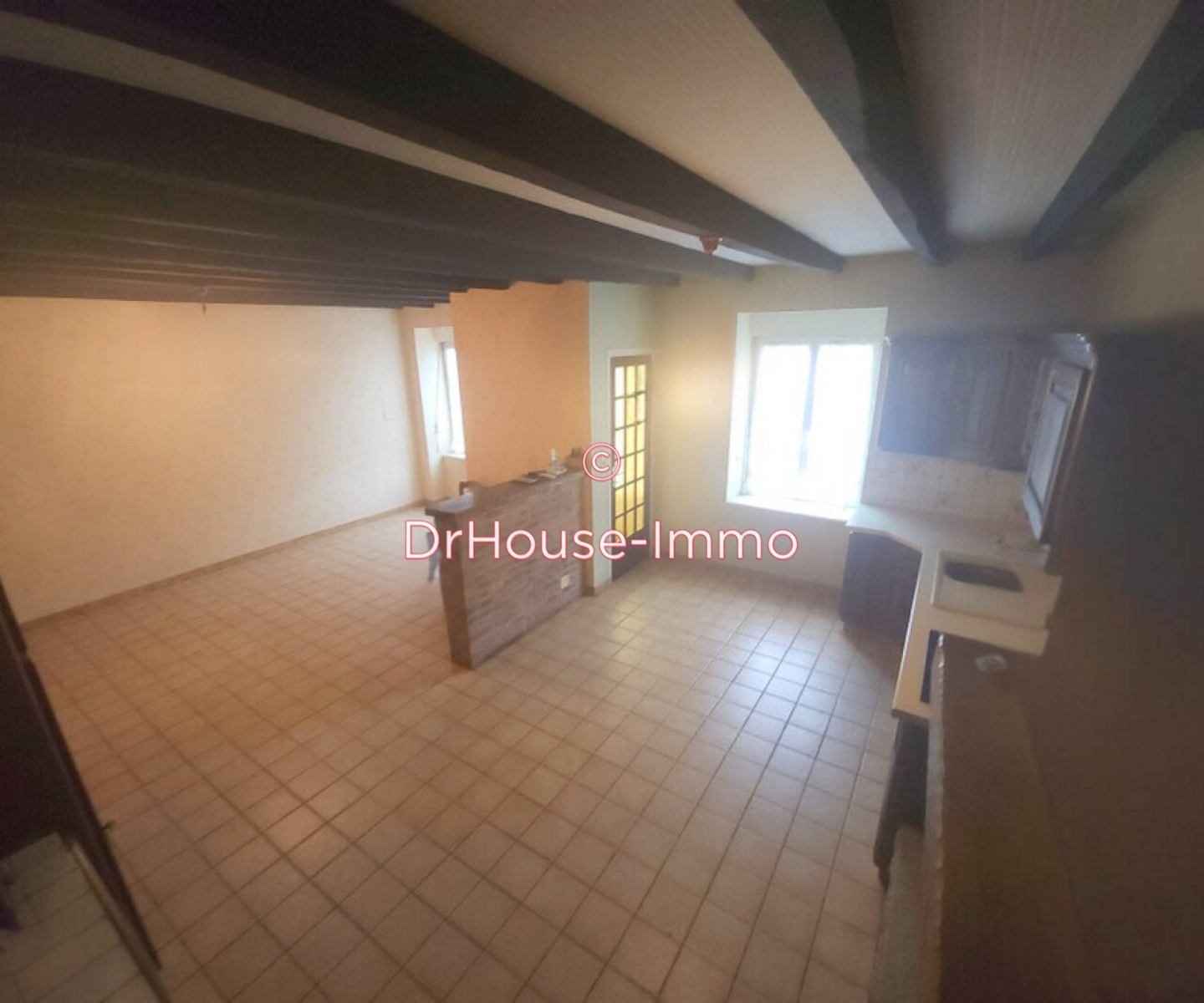 Photo 2 : Vente Maison 3 pièces Parigné 79 m²