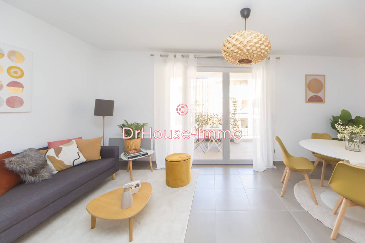 Photo 1 : Vente Appartement 3 pièces Venelles 63 m²