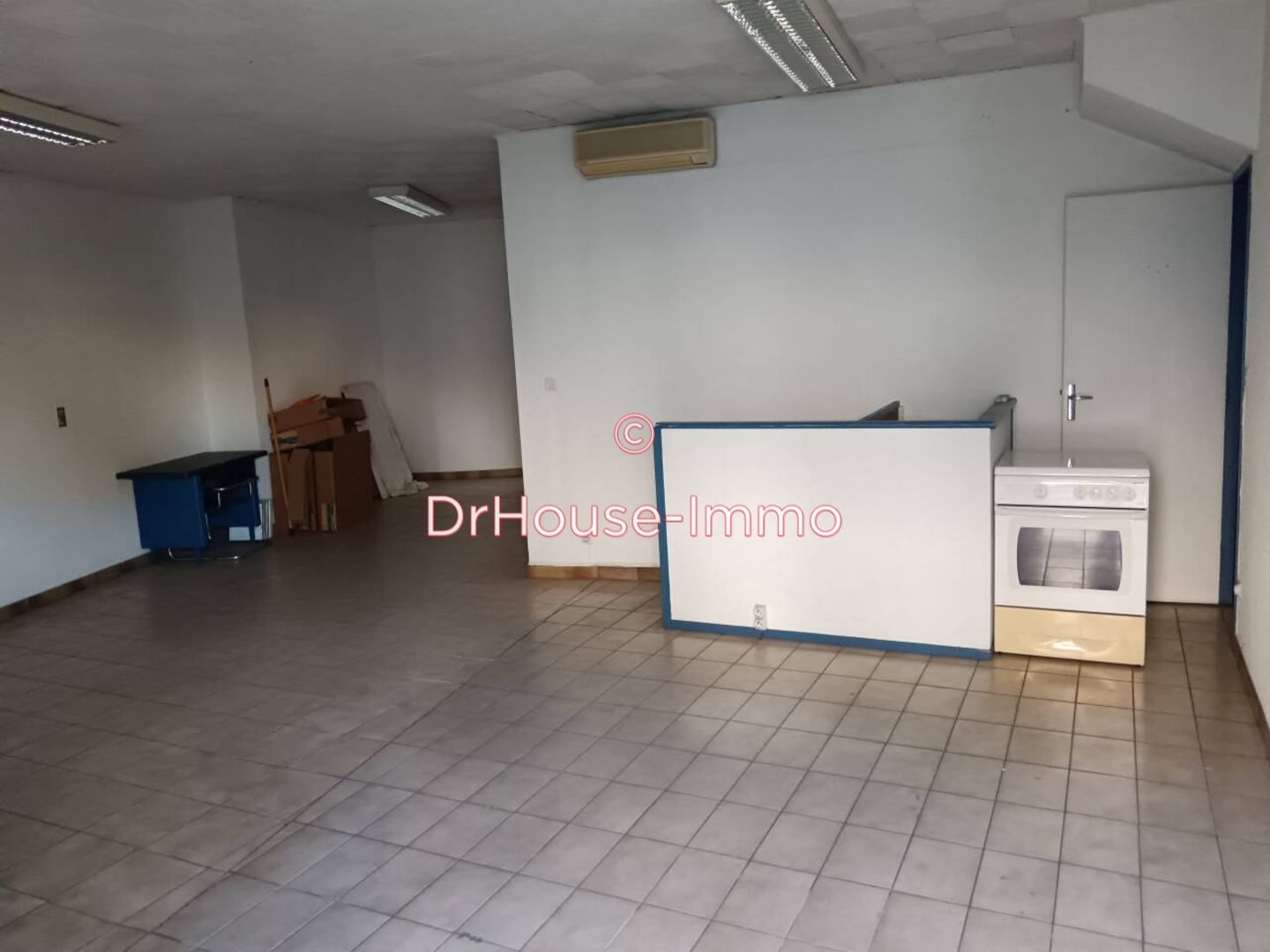 Photo 2 : Vente Commerce 3 pièces Villeneuve-sur-Lot 78 m²