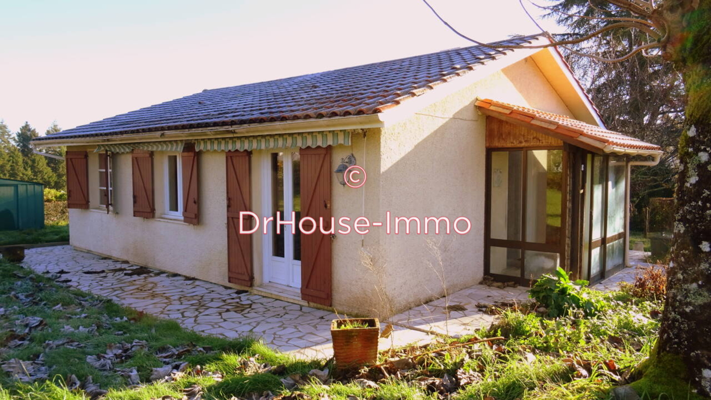Photo 1 : Vente Maison 3 pièces Château-l'Évêque 70 m²