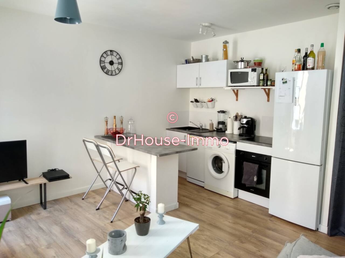 Photo 1 : Vente Appartement 2 pièces Hyères 35 m²