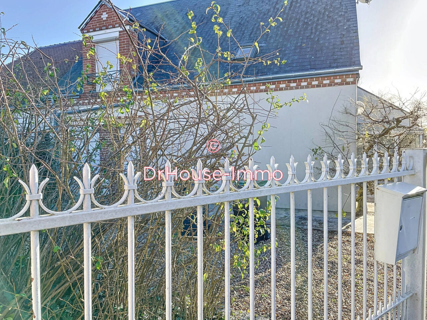 Photo 2 : Vente Maison 6 pièces Saint-Jean-de-Braye 172 m²