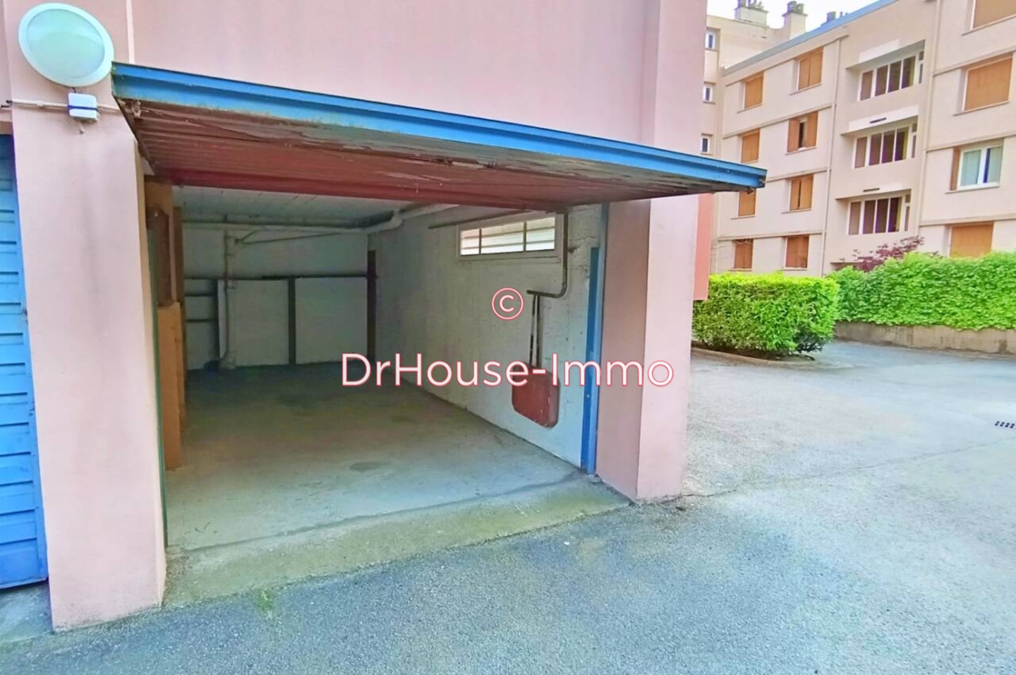 Photo 2 : Vente Parking / Box Saint-Étienne 19 m²